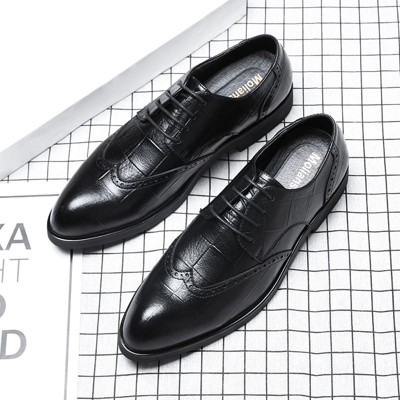 Men's Brogue British Business Formal Wedding Groom Height Increasing Leather Shoes Youth Carved Pointed Toe Lace-up_vogvips.com