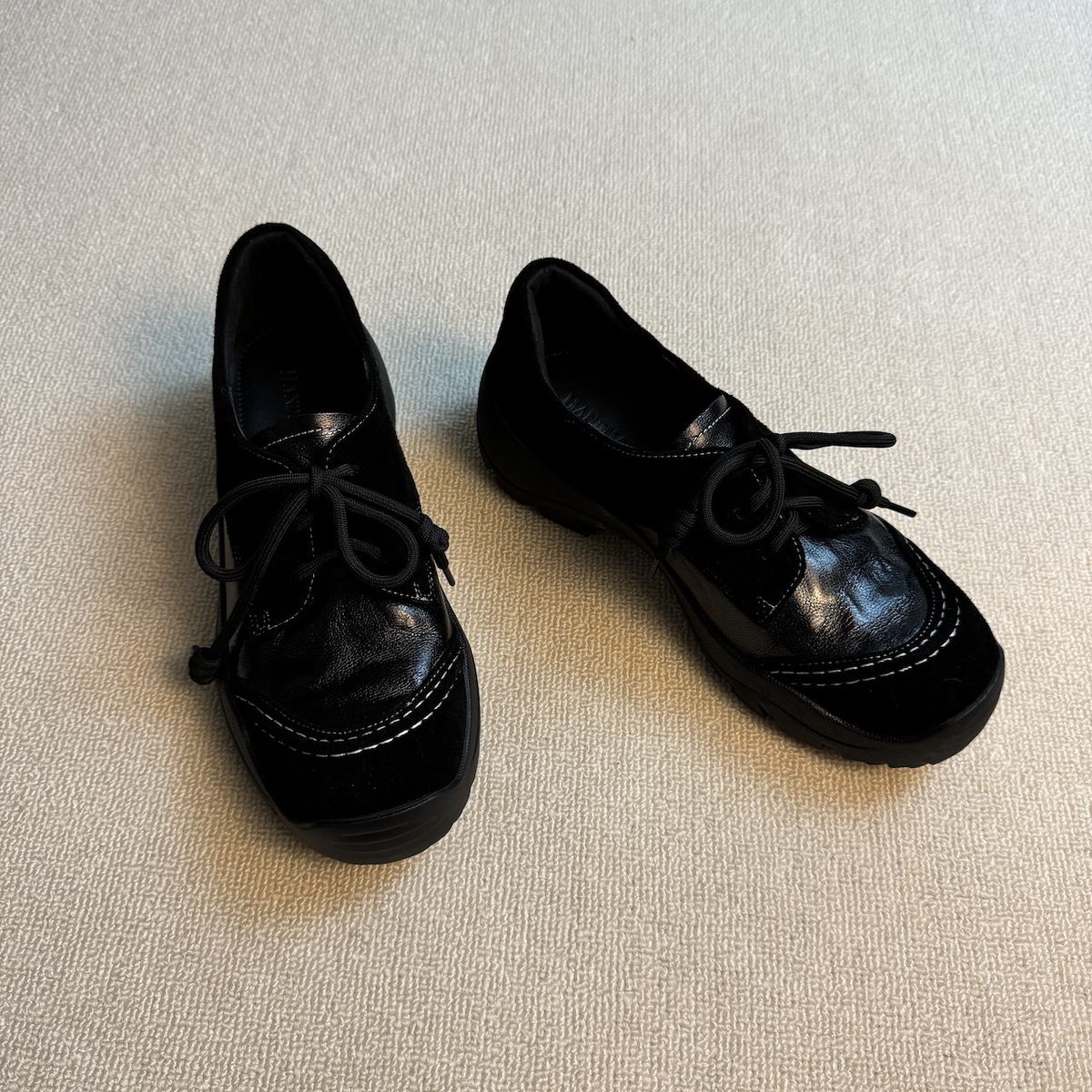 Loafers Women's Round Head Lace-Up Commuter Casual Small Leather Shoes_vogvips.com