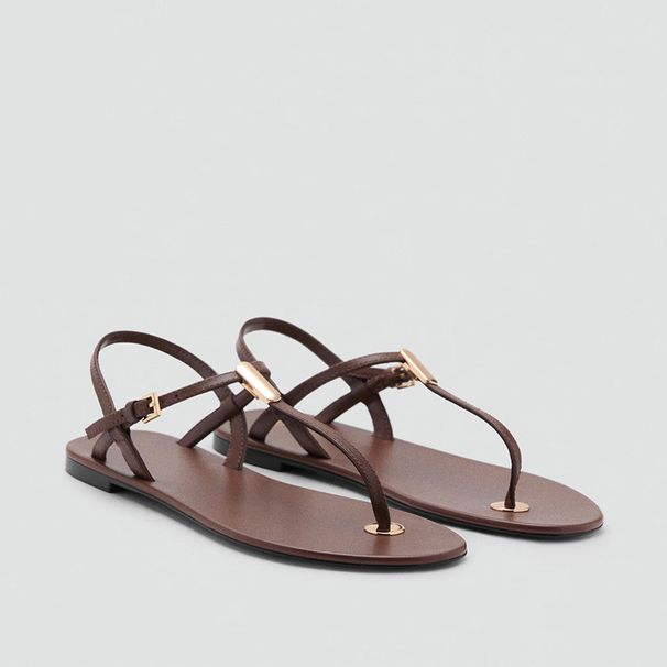 2026 Summer New Women's Casual Beach Shoes Metal Buckle Clip-Toe Flat Roman Sandals For Women_vogvips.com