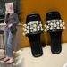 Fashionable Plus-Size Pearl Flat Sandals For Women, 2025 Spring/Summer Outdoor Comfortable Beach Slippers_vogvips.com