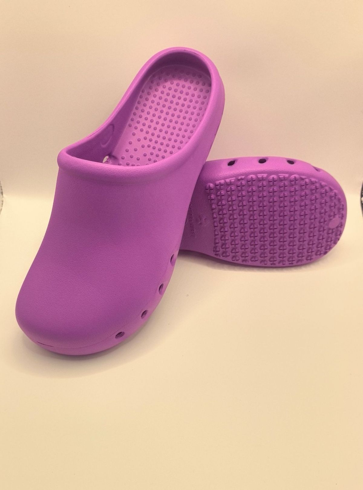 Men’s Shoes Women's Non Slip Operating Room Slippers Men's Doctor Breathable Monitoring Laboratory Special Soft Bottom Closed Toe Work Shoes_vogvips.com