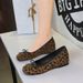 836-11 French Sweet Style Internal Height Increase Bow Decoration Round Toe Shallow Mouth Patent Leather Slip-On_vogvips.com