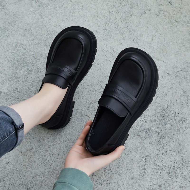 2025 Spring Stylish British Style Round Toe Deep Mouth Slip-On Leather Soft Sole Flat Loafers For Women_vogvips.com