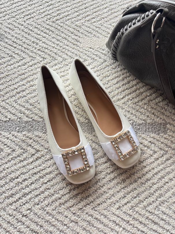 High-Quality White Bow Decorated Flat Pumps, Elegant Square Rhinestone Buckle Shoes, Women's Formal & Casual Footwear,2026_vogvips.com