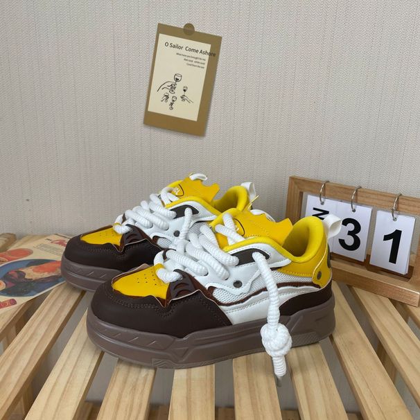 American Style Bread For Women 2023 Spring And Autumn New Niche Design White Shoes Thick Sole Casual Sneakers_vogvips.com