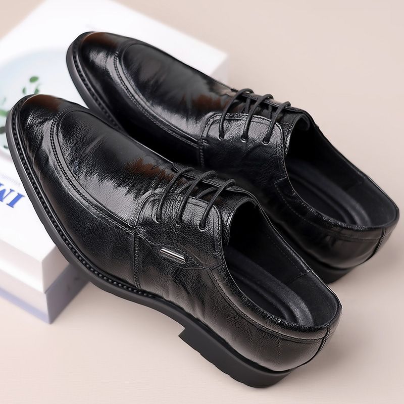Men's leather shoes Business casual leather hollowed out men's shoes_vogvips.com
