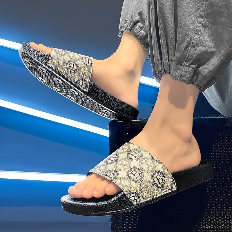 Men's Summer Outdoor European Style Slippers Luxury Trendy Brand High-End Non-Slip Soft Sole Beach Shoes For Men_vogvips.com