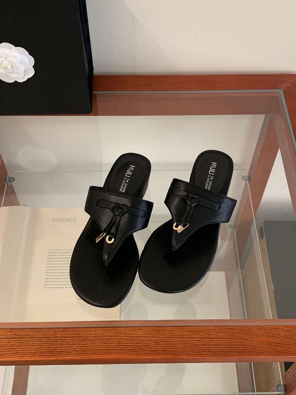 Women's Summer Flip-flops: New Collection Of Soft, Flat, Thong Sandals For Beach Vacations And Everyday Wear_vogvips.com