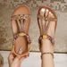 Direct Wholesale From The Manufacturer: 2026 Summer New Women's Flat Sandals, Fashionable Versatile, Bohemian Style,_vogvips.com