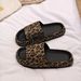 New Spring Summer Eva Soft Thick-Soled Comfortable Fashionable Leopard Print Slippers Men Women, Suitable For Indoor,_vogvips.com