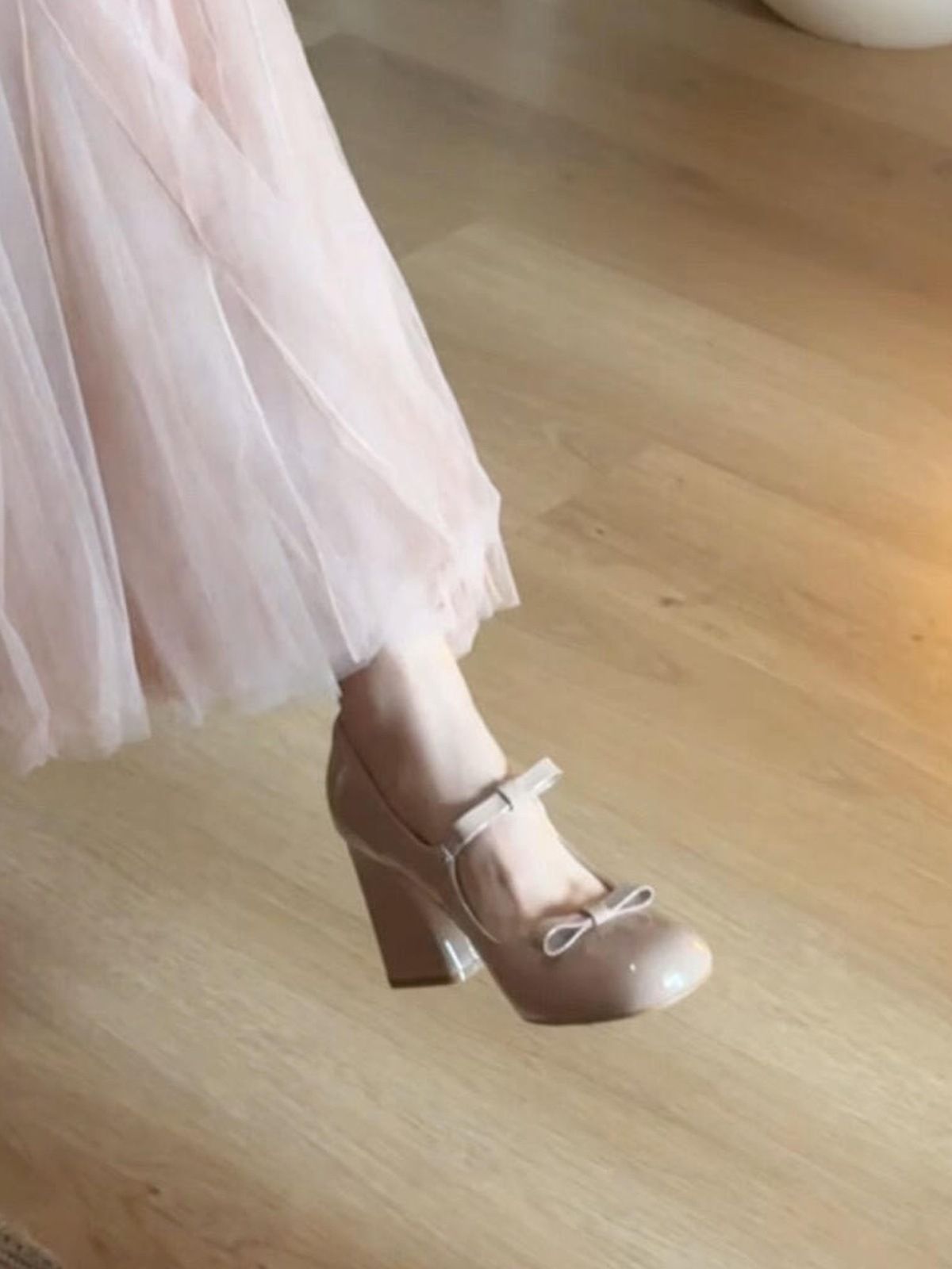 Nude French Mary Jane Shoes With Block Heels, Women's 2025 New Fall Styles, Skirt-Friendly, Bow Embellished, Open-Toe Flats_vogvips.com