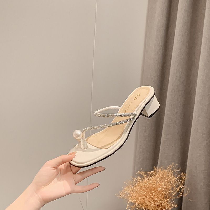 Women's Small Size Slippers3132332024 New Summer Outdoor Chunky Square Rhinestone Pearl Toe Clip High Heel Sandals_vogvips.com