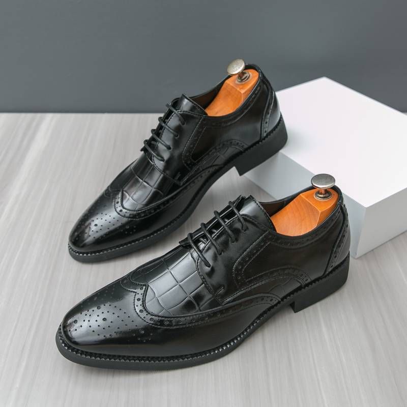 New Fashion Men's British Black Business Casual Loafer Shoes Daily Driving Office Leather Shoes One Foot Pedal Lazy Brown Banquet Dress Wedding Men's_vogvips.com
