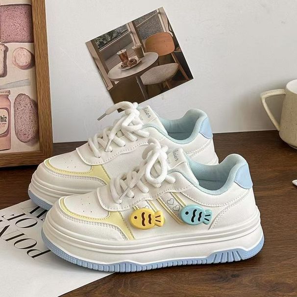 Women S Spring New Item Niche Bread Women Thick Soled Versatile Board White Shoes_vogvips.com