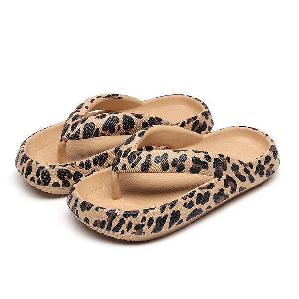 Summer Comfort Flip-Flop Leopard Soft Thick-Soled Cloud Slippers Travel Vacation Beach Shoes New Women Sandals_vogvips.com