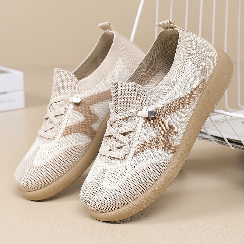 New For Spring And Summer, Ladies' Casual Shoes, Fly-knit Versatile Sneakers, Low-cut Cross-border Wholesale Soft-soled Shoes_vogvips.com