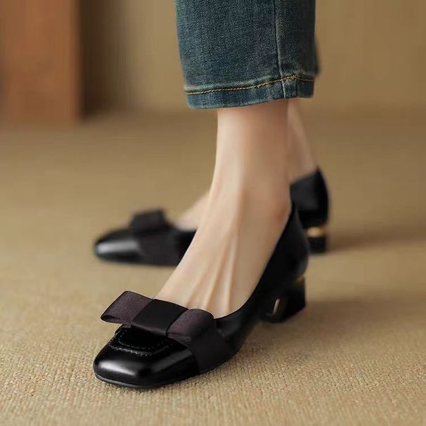 Xiaoxiangfeng Color Matching Small Leather Shoes Women's Square Head Thick Heel Bow Medium Heel Single Shoes_vogvips.com