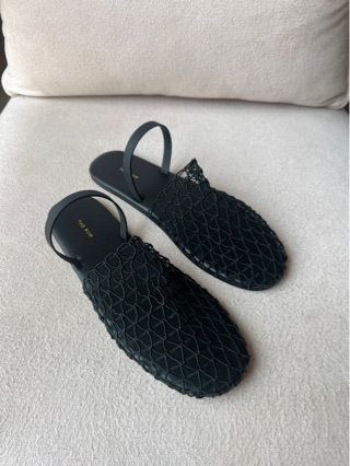 Therow Spring/Summer New Unique Woven Baotou Roman Sandals Women's Hollow Breathable Flat Bottom Fashion Muller Shoes_vogvips.com