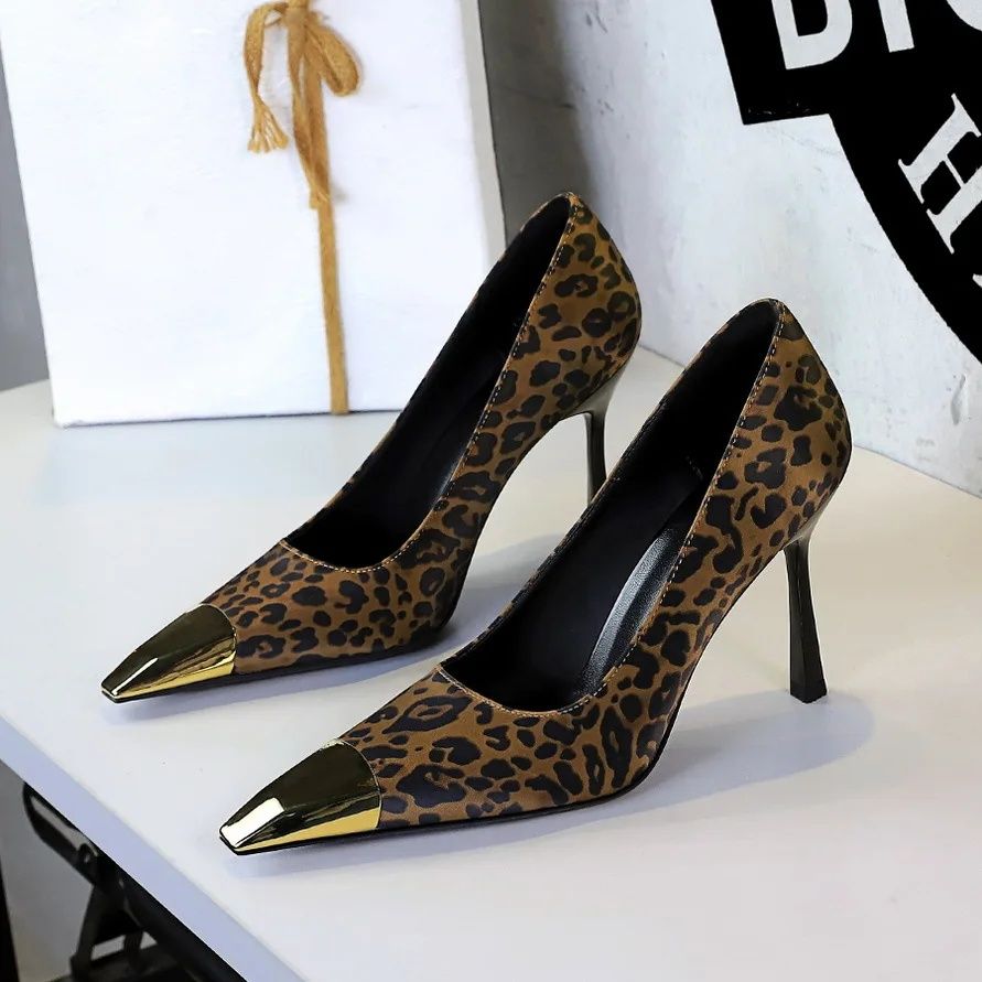 Fashionable Square Head High Heels Women's Metal Head Slip-On Shoes Leopard Print Sexy Women's Shoes PU Leather Rubber Sole_vogvips.com