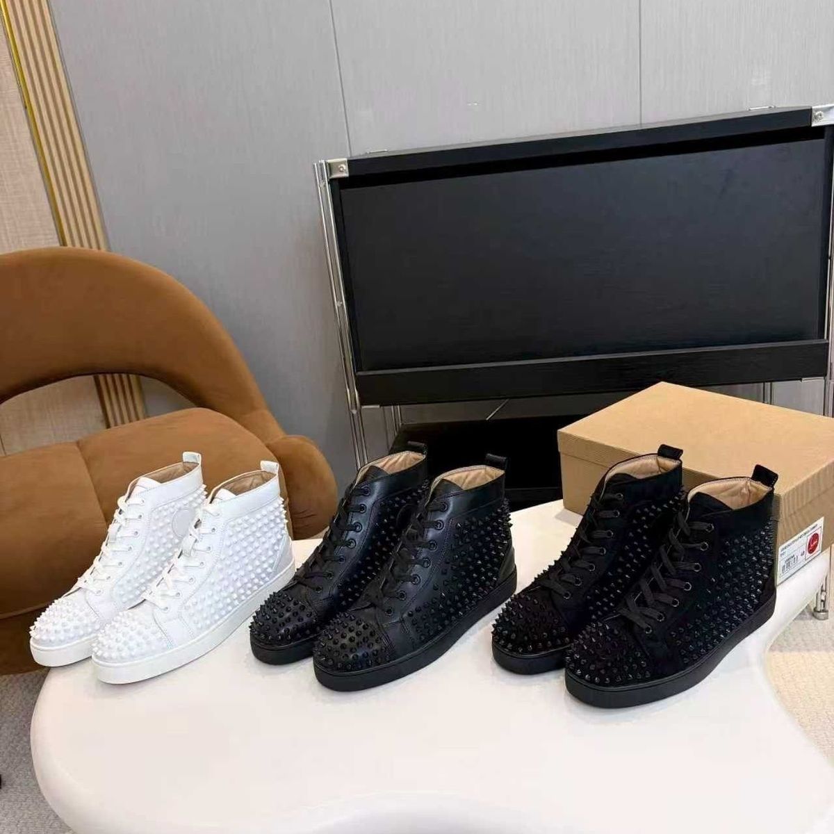 Foreign Trade Red-soled Studded Men's Shoes, European Style High-top Sneakers With Rivets, Fashionable Casual Summer_vogvips.com