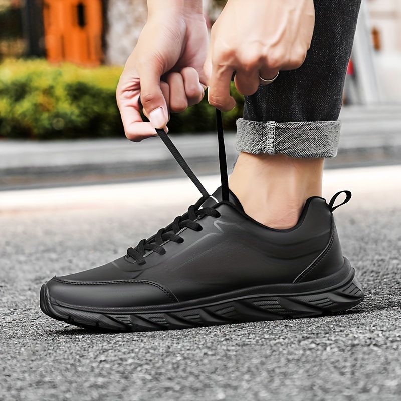 Hot Selling Men's For Spring Autumn Leisure Running, Lightweight And Anti Slip Sports Shoes, Plus Size Fashionable_vogvips.com