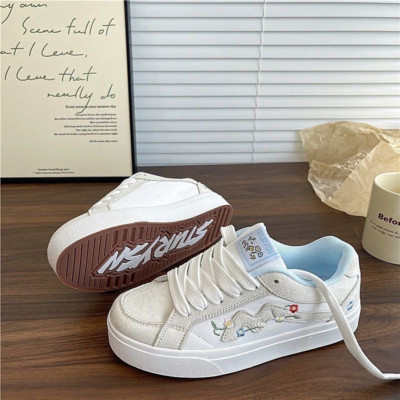 Women's Korean Style Trendy Casual Sneakers Comfortable Student Fresh Street Photography Retro Bread Style Niche Shoes_vogvips.com