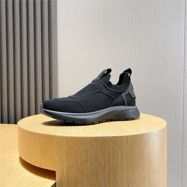 2025 Spring Summer Men's Trendy Brand Casual Shoes European High-End New Breathable Slip-On Sneakers_vogvips.com