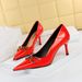 Women's high-heeled stiletto pumps with patent leather and metal buckles_vogvips.com
