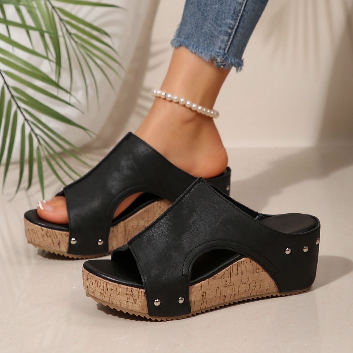 Women's Plus Size Wedge Sandals Summer Cross-Over Studded Platform One Strap Sandals Wish_vogvips.com