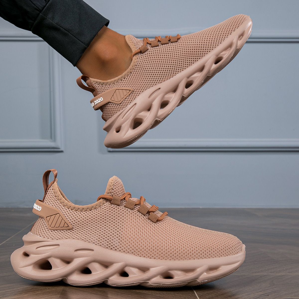 Fried Dough Twists Casual Sports Men's Breathable Thick Soled Mesh Hot Sales Large Running Cold Sticky Jinjiang Shoes_vogvips.com