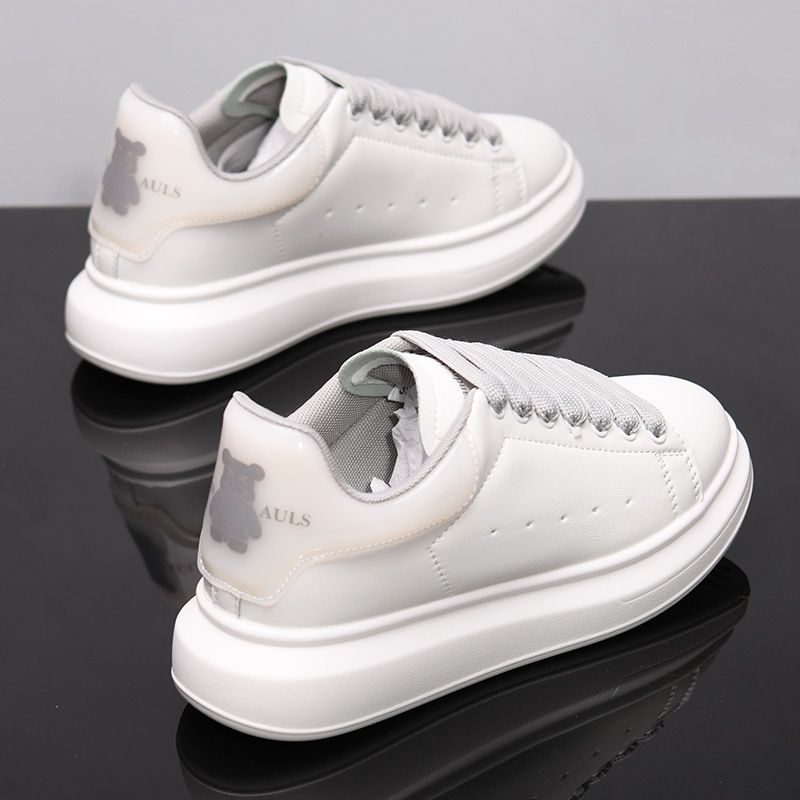 CombiQueen Men's White Leather Sneakers Casual Sports Shoes Violent Bear Brand Genuine Leather Couple's Versatile Footwear for Spring And Autumn_vogvips.com
