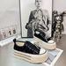 2025 New Korean Version Pearl Sequin Thick-Soled White For Women Versatile Height-Increasing Casual Sneakers Platform_vogvips.com