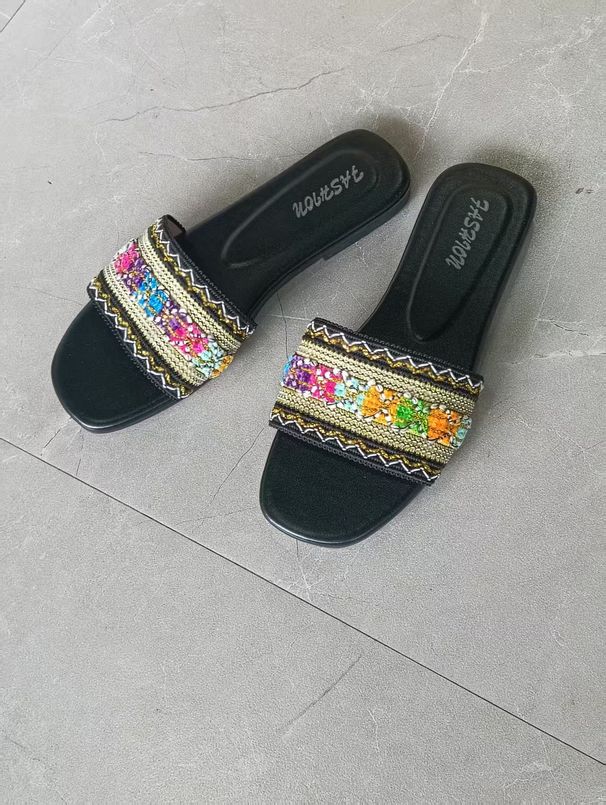 Bohemian Style Flat Bottomed Slippers A Single Line For Women To Wear Overseas Woven With Lightweight Beach Sandals_vogvips.com