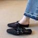 Women's Black Flat Sandals Sheepskin Cross Strap Hand Woven Hollowed Out Simple Versatile Closed Toe Shoes For Summer_vogvips.com