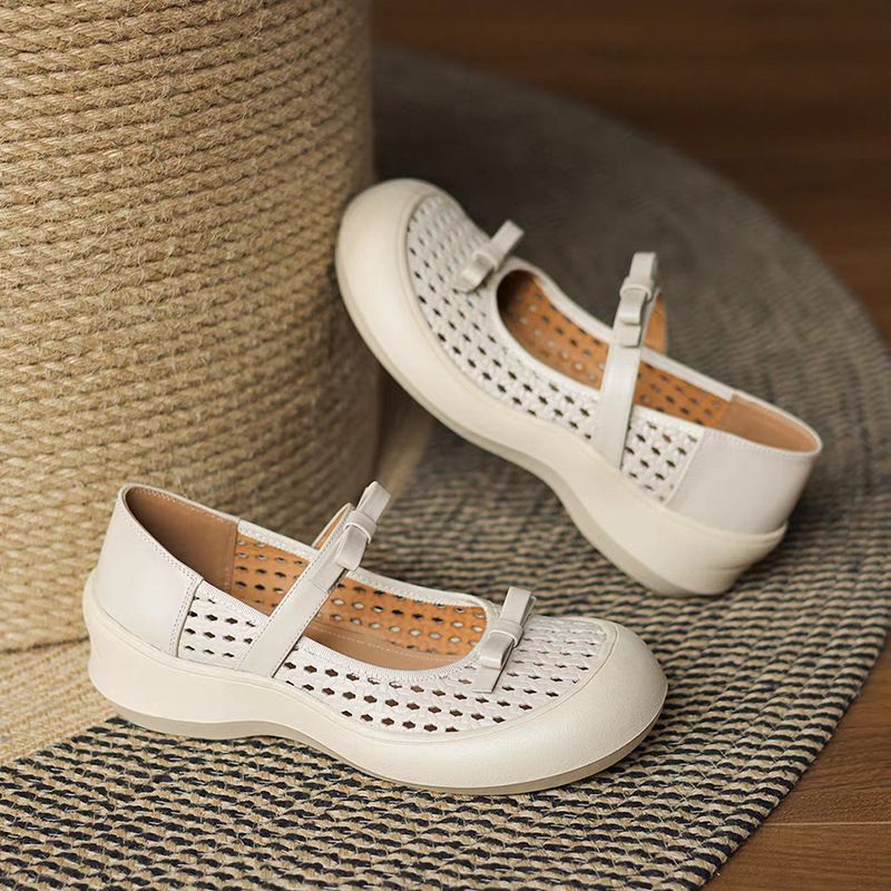 French Retro Style Fashion Women's Commuting Word With Round Head Platform Casual Shoes Light Mouth Single Shoes Hollow Hole Sandals_vogvips.com