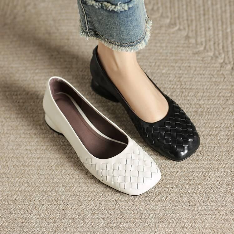 2025 New Fashionable Shoes, Women's Coarse Heel Weaving Style, Atmospheric Fashion, Versatile Soft Bottom, Low Heel,_vogvips.com
