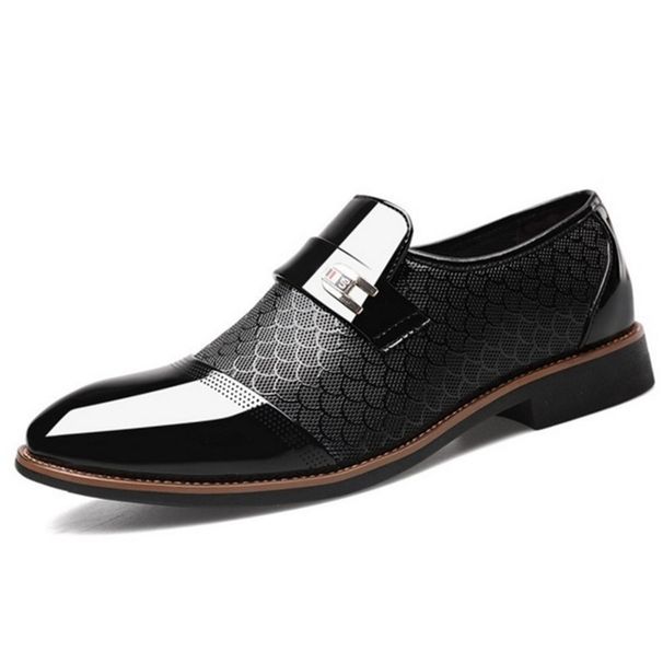 Embossed men's leather shoes cover foot all men's casual single shoes_vogvips.com