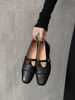 French Vintage Magnolia T-shaped Mary Jane Shoes For Women With A Shallow Neckline, Paired With A Skirt And Small Leather Shoes._vogvips.com