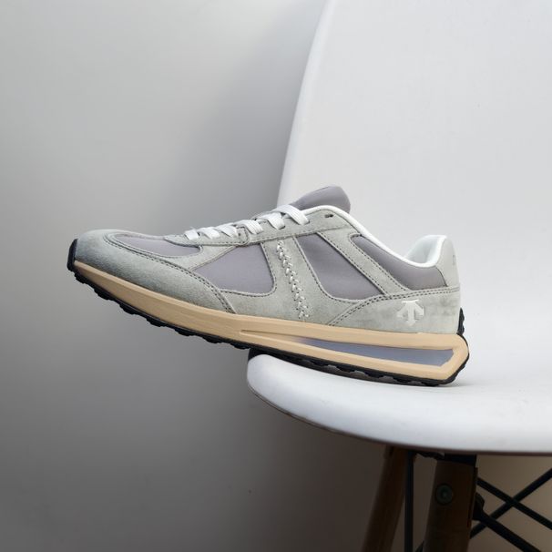 DESCENTE CHRON VELO Series Classic Durable Sports Casual Shoes_vogvips.com