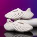 Spring new men's sports hole shoes outdoor beach shoes_vogvips.com