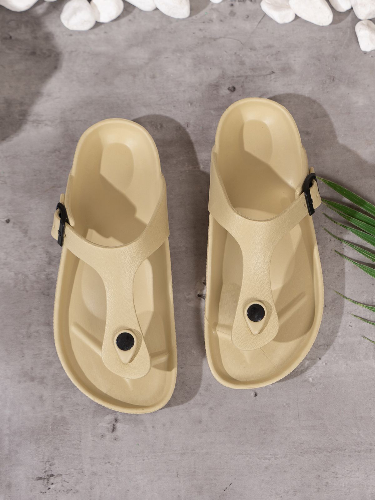 Women's Fashionable Flip-Flops, Versatile Waterproof And Non-Slip Slip-On Slippers For Home And Outdoor Use_vogvips.com