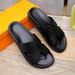 Summer Men's Slippers With Soft Genuine Leather, Thick Soles, Versatile Outdoor Wear, European Style, Light Luxury_vogvips.com