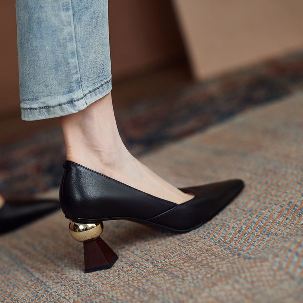 Chunky Single Shoes For Women 2024 New Spring Design Sense Niche Temperament Irregular Heel Shallow Mouth Pointed Toe_vogvips.com