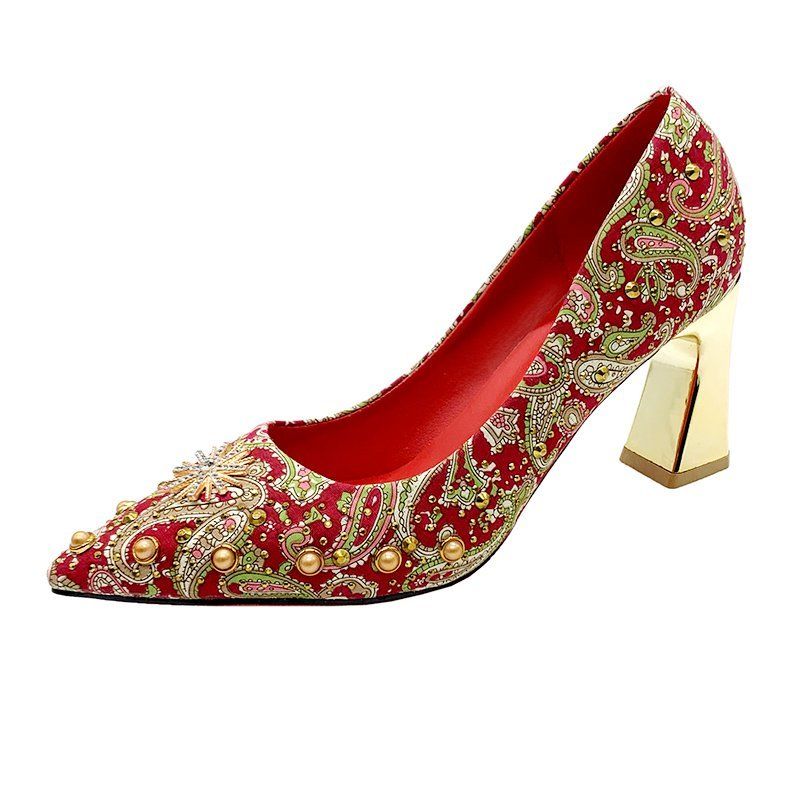 Red Gold Pointed-toe High-heeled Shoes With Chinese Embroidery And Rhinestone Wedding Shoes, 7 Cm Thick Heel, High And Stylish Red Shoes_vogvips.com