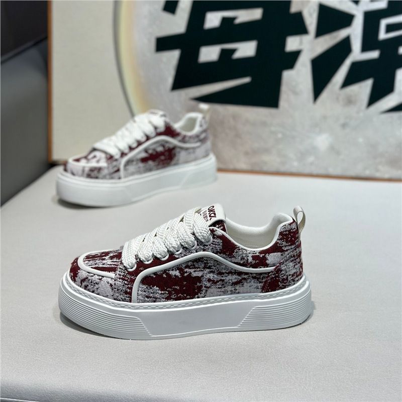 Trendy Men's Shoes, New Spring Model, Low-Top Fabric Upper, Lightweight, Comfortable, Casual, Soft Sole, Lace-Up, Korean_vogvips.com