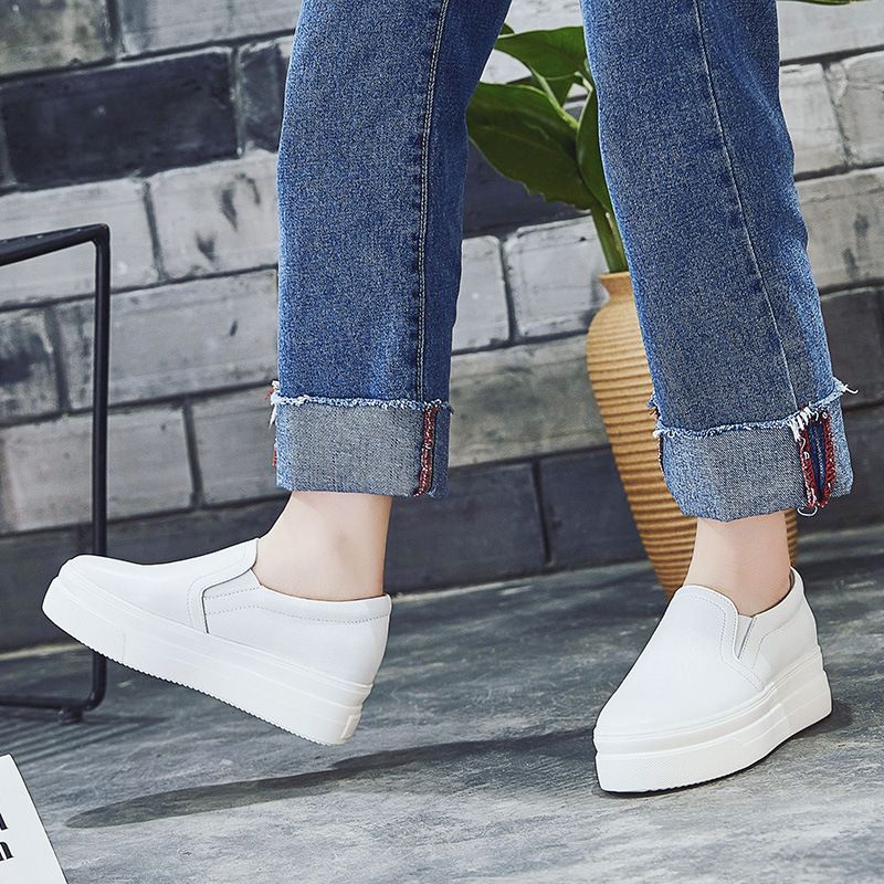 Women's White Leather Shoes 2025 New Style For Autumn: Loafers For Casual Wear With Flat Pumps._vogvips.com