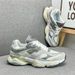 Retro Chunky Sneakers: Multi-Textured Design With Bold Silhouette For Y2K Fashion"_vogvips.com