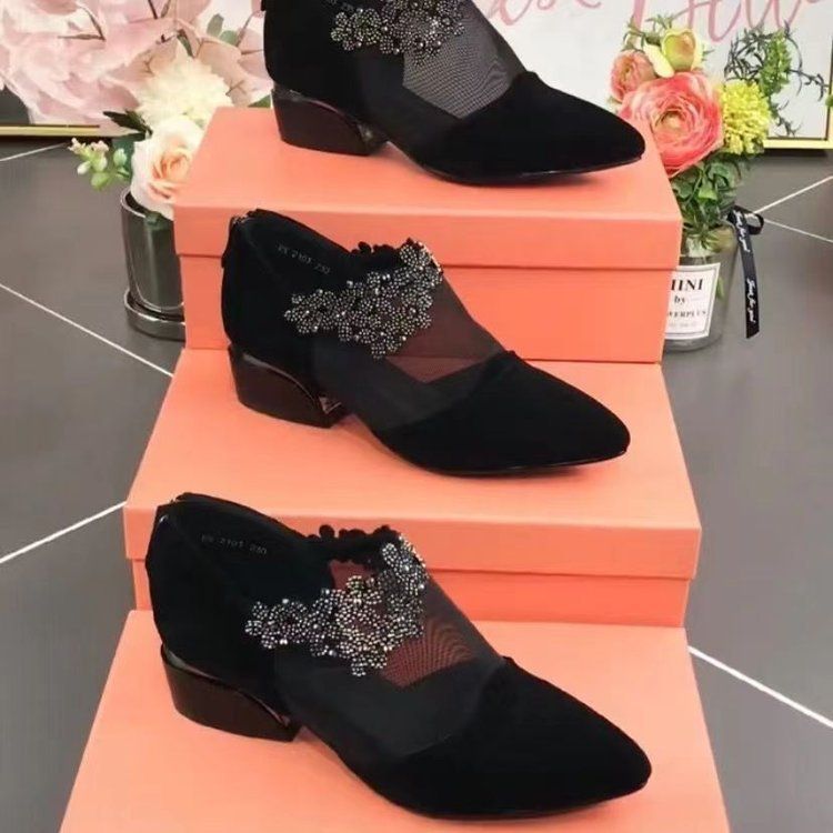 Spring New Fashionable Mesh Boots With Casual Thick Heels And Pointed Mesh, Bright Diamond Flower Stickers, Versatile_vogvips.com