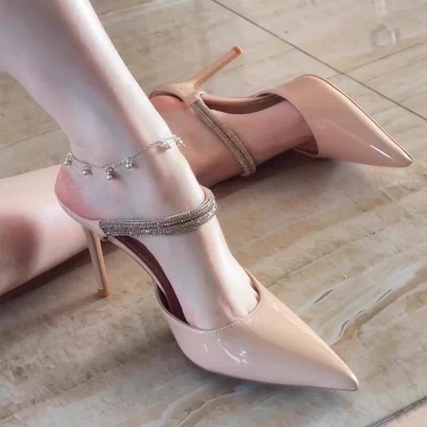 2026 New Model Pointed Toe Nude Pink Rhinestone Elegant Thin Heel Women's Sandals, Chic Closed-Toe Mules_vogvips.com
