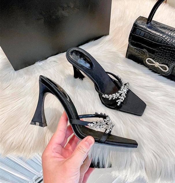 Dongguan Houjie 2025 Summer Heel Cross Rhinestone Square Open Toe Silk Stiletto High Heels Sandals For Women_vogvips.com